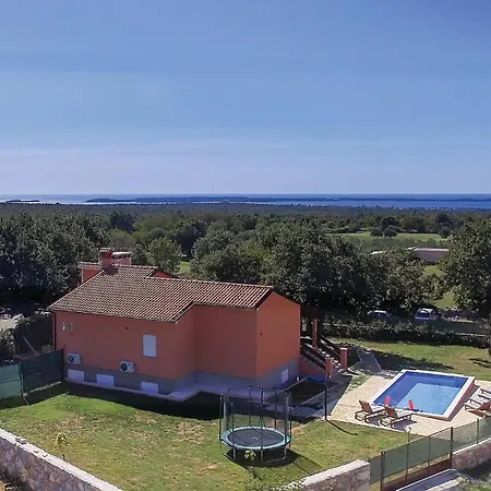 Дом отдыха Three-bedroom In